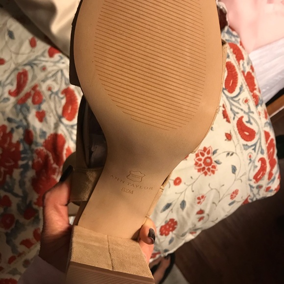 Ann Taylor Suede sandals ! - Picture 3 of 7